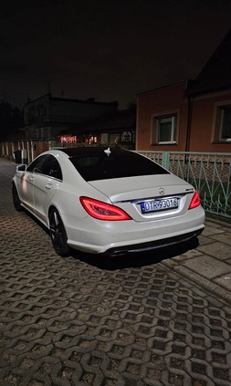 Mercedes-Benz CLS cena 86000 przebieg: 235000, rok produkcji 2011 z Warszawa małe 277